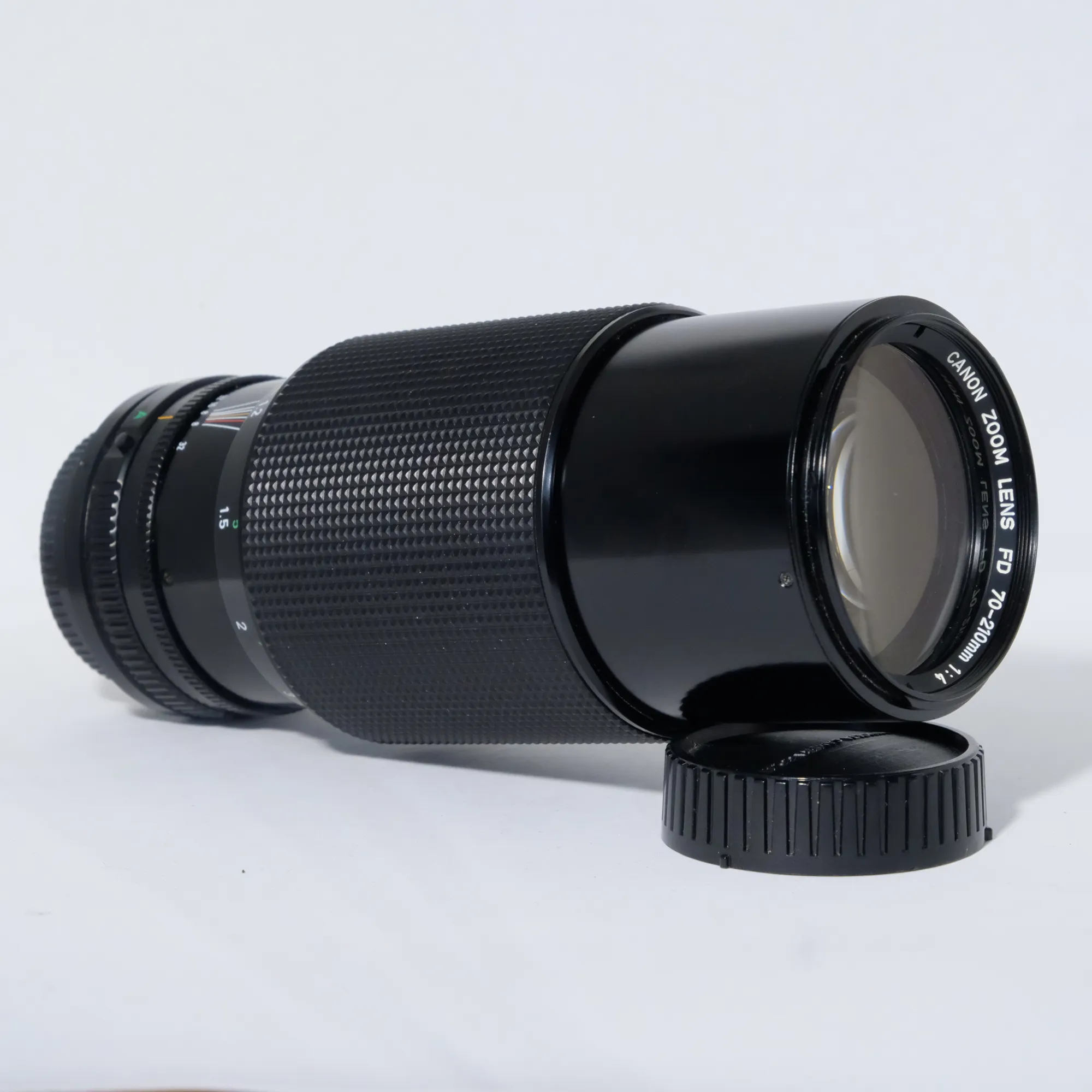 Canon FD F4 / 70-210mm – Bobinette Photo