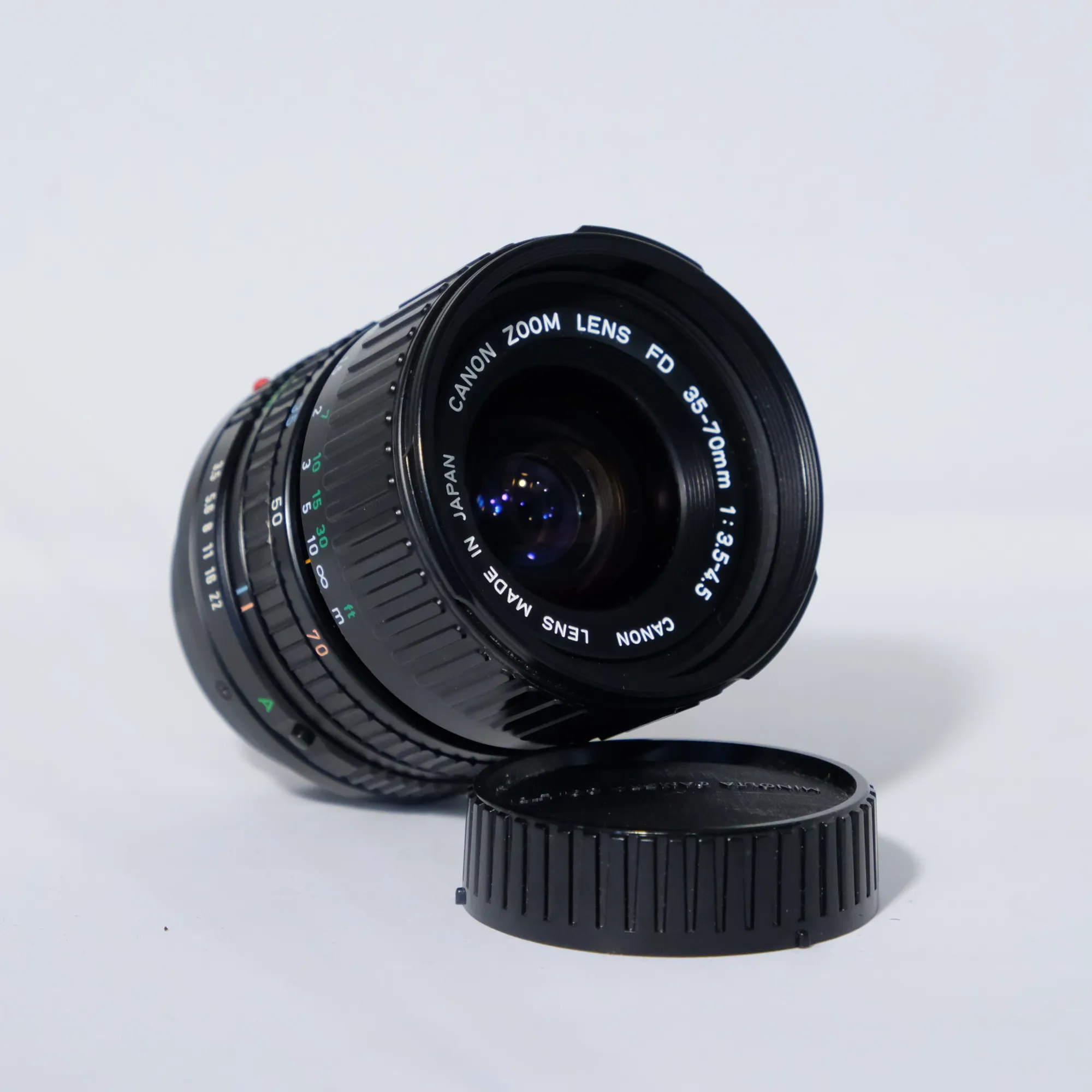 Canon FD F3.5-4.5 / 35-70mm – Bobinette Photo