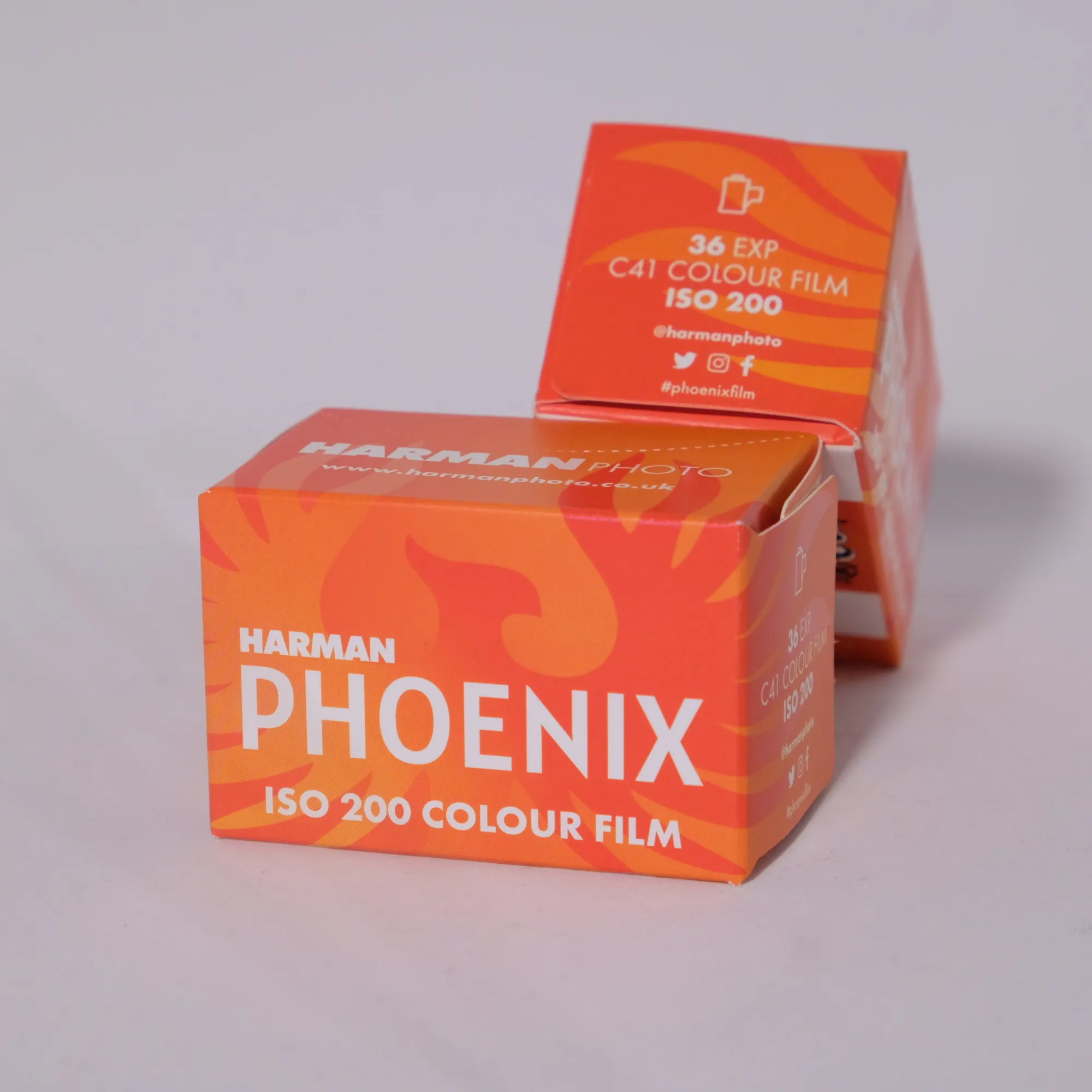 Harman Phoenix 135 36 poses – Bobinette Photo