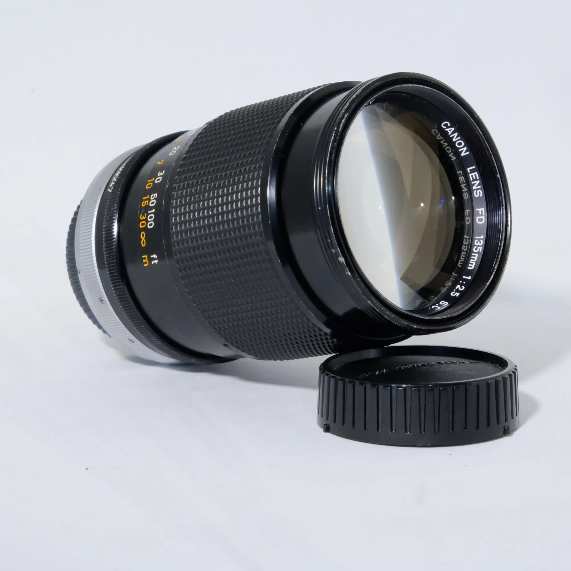 Canon FD F2.5 / 135mm – Bobinette Photo